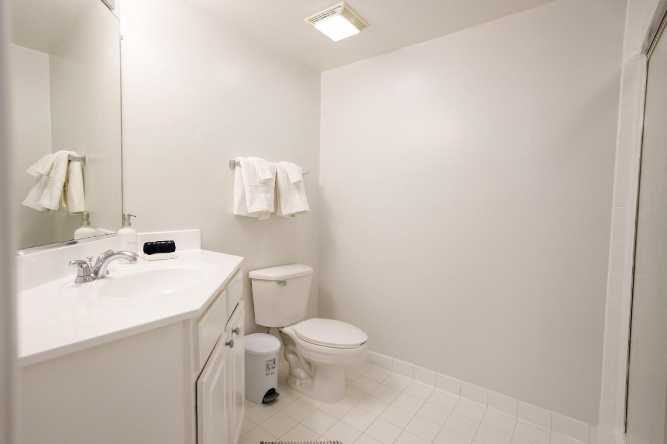 Ballston Getaway King Suite Арлінгтон Екстер'єр фото